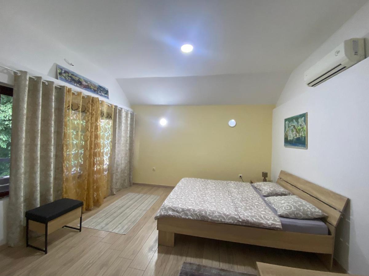 Apartments Svera Даниловград Экстерьер фото