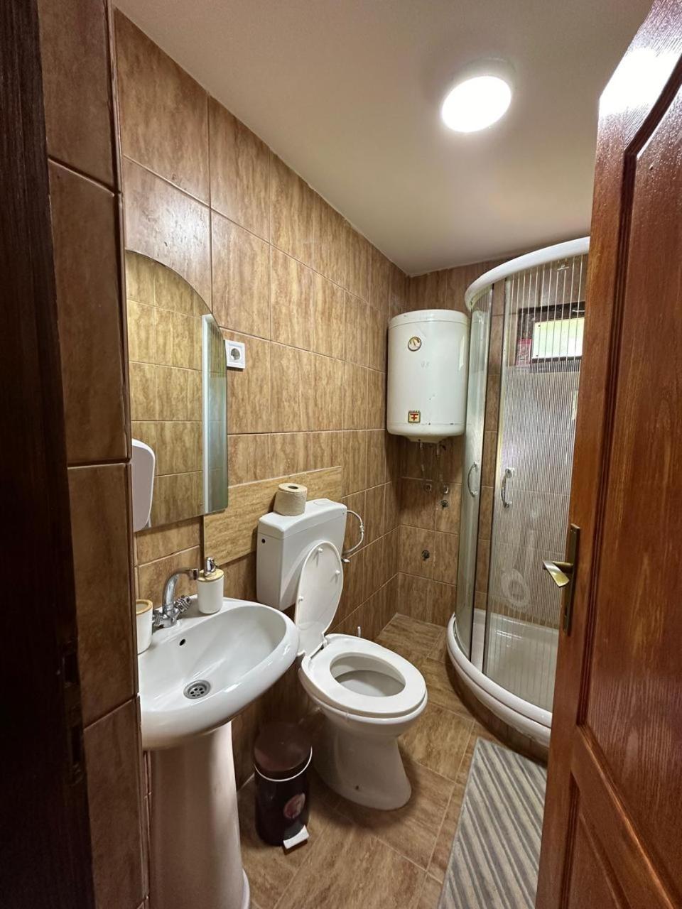 Apartments Svera Даниловград Экстерьер фото